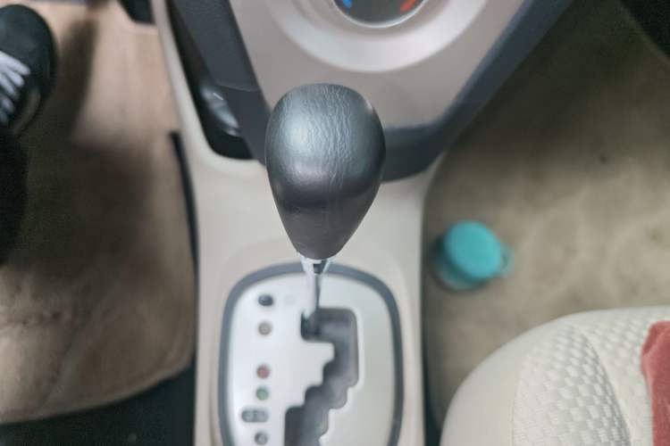 Used Toyota Vios 2008 1.6L GL-i Special Edition AT Gear Lever