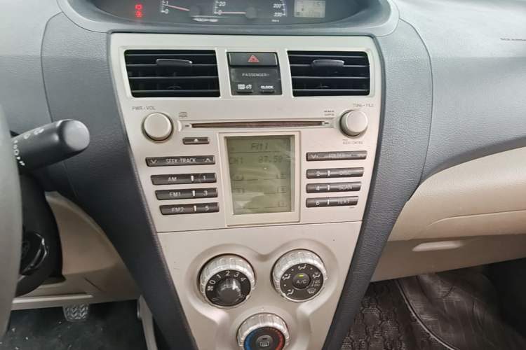 Used Toyota Vios 2008 1.6L GL-i Special Commemorative Edition MT Audio And AC Panel