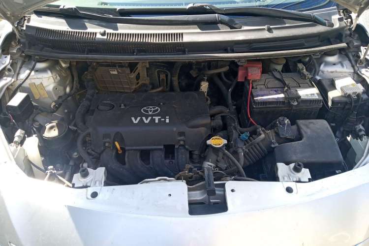 Used Toyota Vios 2008 1.3L GL-i AT Engine Bay