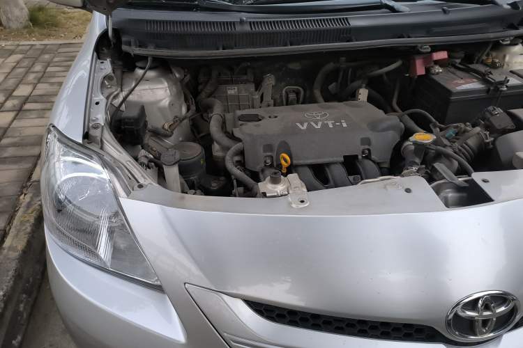 Used Toyota Vios 2008 1.3L GL-i Special Edition AT Engine Bay Right