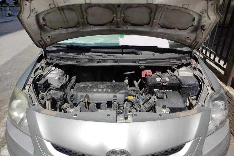 Used Toyota Vios 2008 1.3L GL-i AT Engine Bay