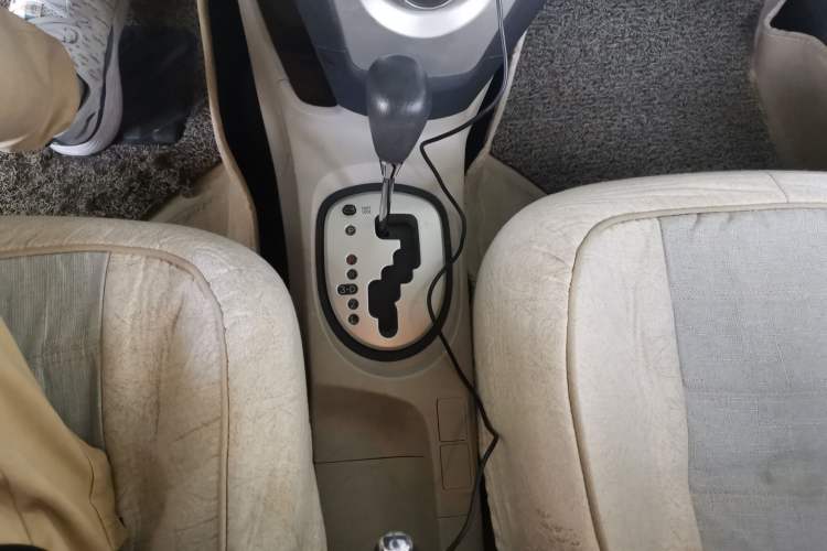 Used Toyota Vios 2008 1.6L GL-i Special Edition AT Gear Lever