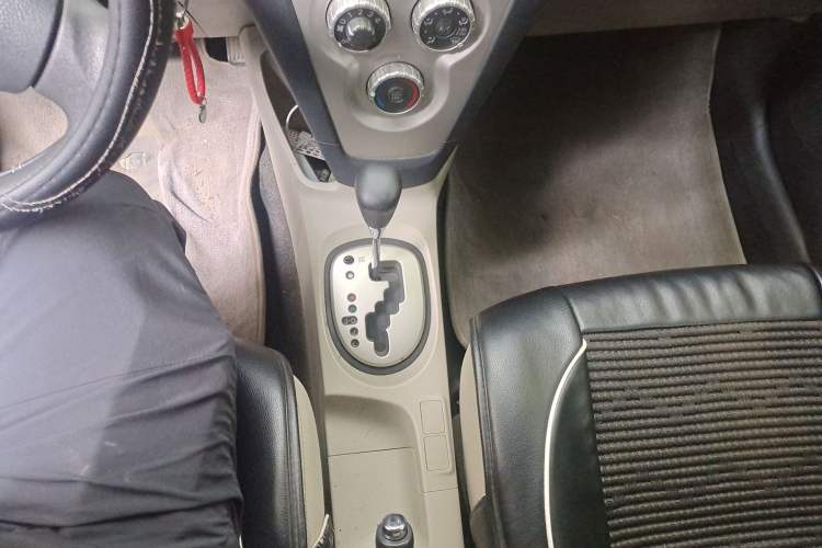 Used Toyota Vios 2008 1.6L GL-i AT Gear Lever