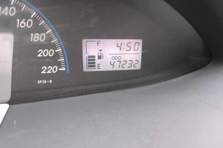 Used Toyota Vios 2008 1.6L GL-i AT Odometer Close Up