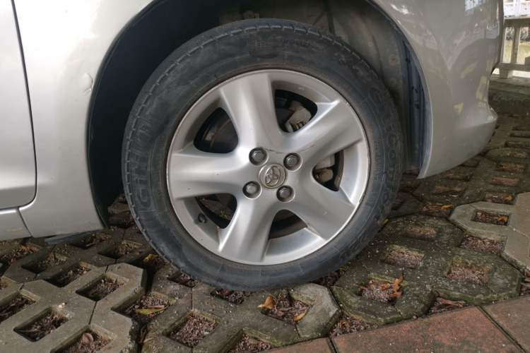 Used Toyota Vios 2008 1.6L GL-i Special Edition AT Right Front Wheel Hub