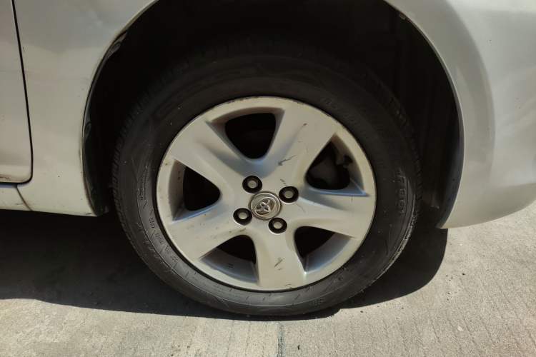Used Toyota Vios 2008 1.3L GL-i AT Right Front Wheel Hub