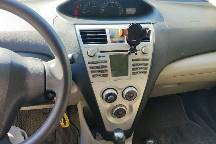 Used Toyota Vios 2008 1.6L GL-i AT Audio And AC Panel