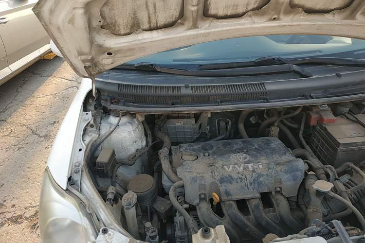 Used Toyota Vios 2008 1.3L GL-i Special Edition AT Engine Bay Right