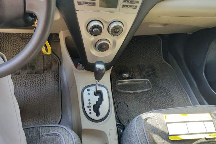 Used Toyota Vios 2008 1.6L GL-i AT Gear Lever