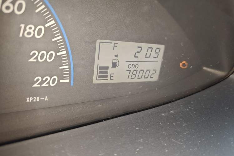 Used Toyota Vios 2008 1.6L GL-i MT Odometer Close Up