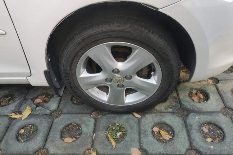 Used Toyota Vios 2008 1.6L GL-i AT Right Front Wheel Hub