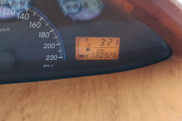 Used Toyota Vios 2008 1.6L GL-i AT Odometer Close Up