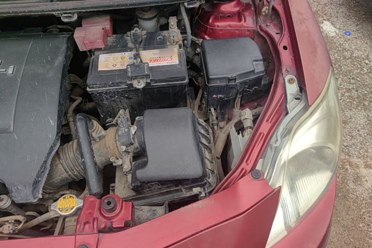 Used Toyota Vios 2010 1.6L GL-i AT Engine Bay Left