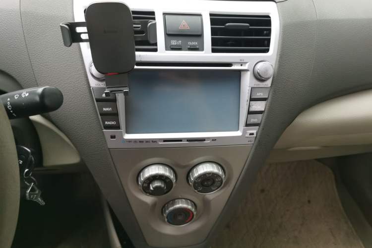 Used Toyota Vios 2010 1.3L GL-i AT Audio And AC Panel