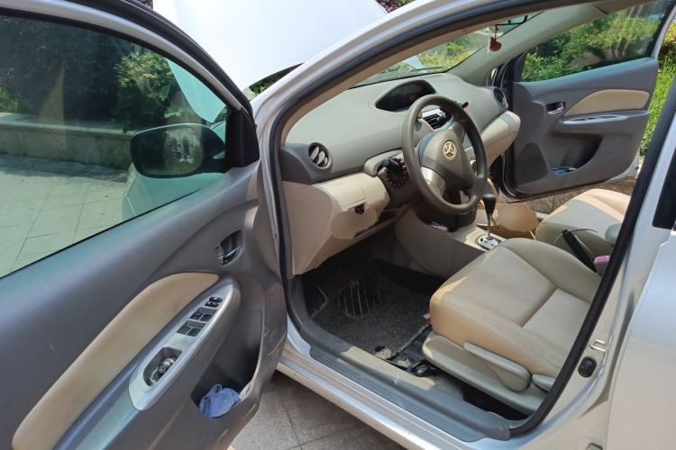 Used Toyota Vios 2010 1.6L GL-i AT Driver Seat