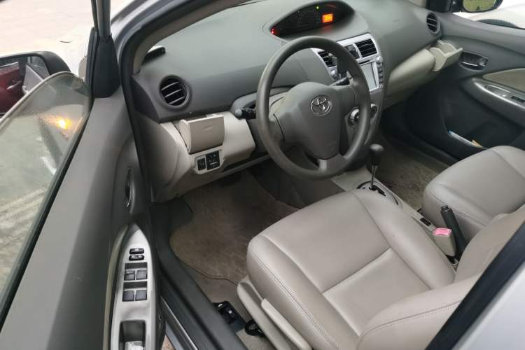 Used Toyota Vios 2010 1.3L GL-i AT Driver Seat