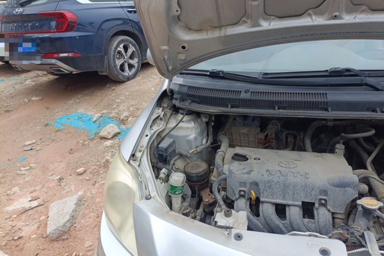 Used Toyota Vios 2010 1.3L GL-i MT Engine Bay Right