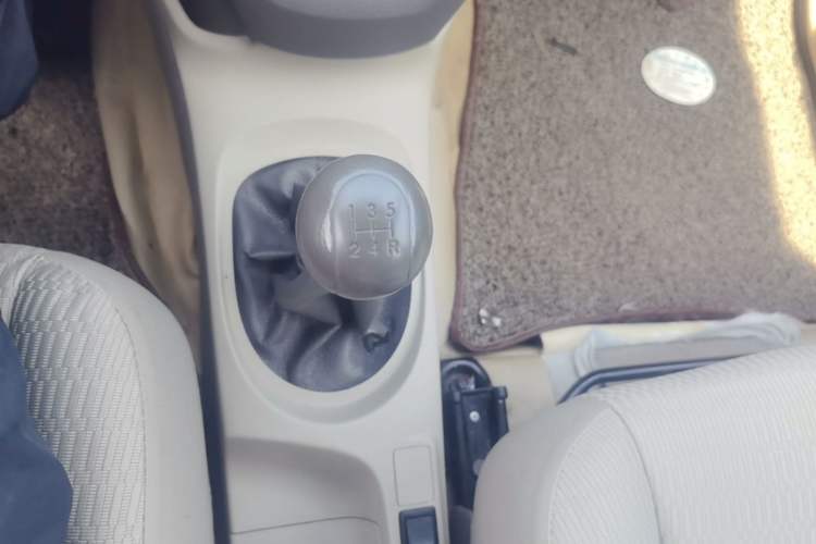 Used Toyota Vios 2010 1.3L GL-i Standard Edition MT Gear Lever