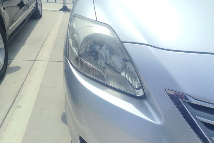 Used Toyota Vios 2010 1.3L GL-i Standard Edition MT Right Front Headlight