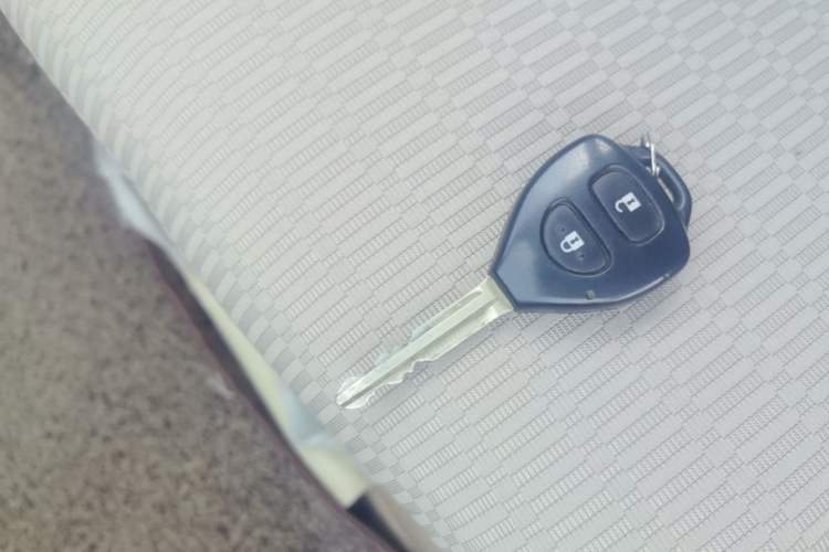 Used Toyota Vios 2010 1.3L GL-i Standard Edition MT Vehicle Key