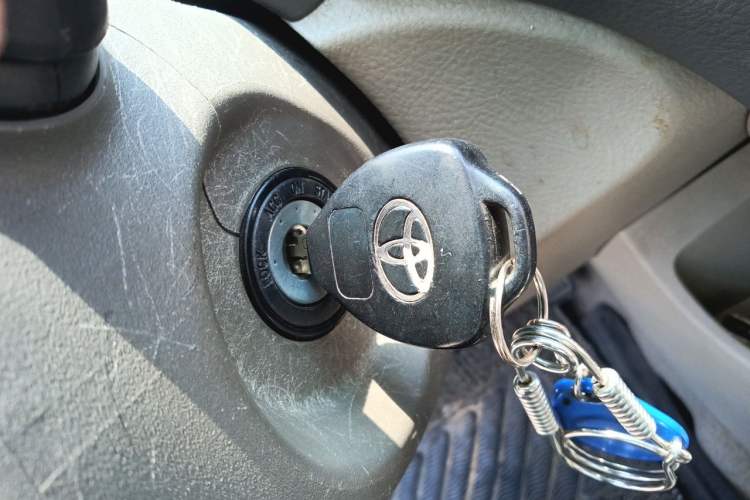 Used Toyota Vios 2010 1.6L GL-i AT Vehicle Key