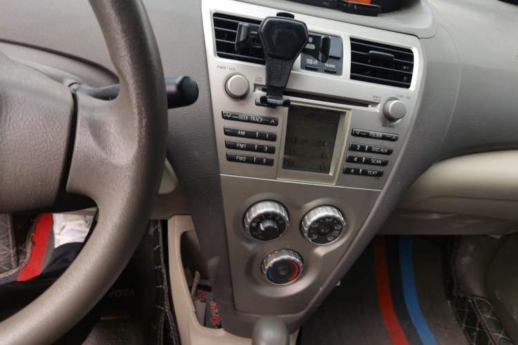 Used Toyota Vios 2010 1.3L GL-i AT Audio And AC Panel