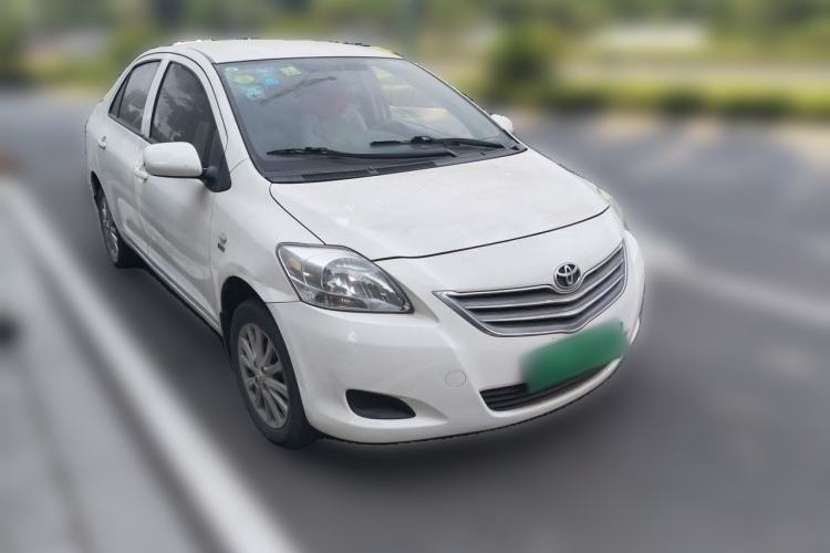 Used Toyota Vios 2010 1.3L GL-i MT Front Right 45 Deg