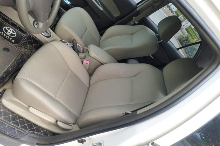 Used Toyota Vios 2010 1.3L GL-i AT Left Front Seat