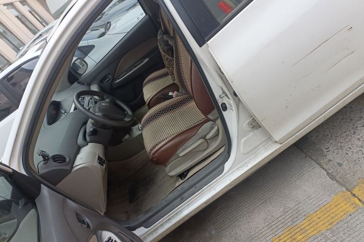 Used Toyota Vios 2010 1.6L GL-i AT Left Front Seat