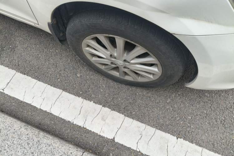 Used Toyota Vios 2010 1.3L GL-i MT Right Front Wheel Hub