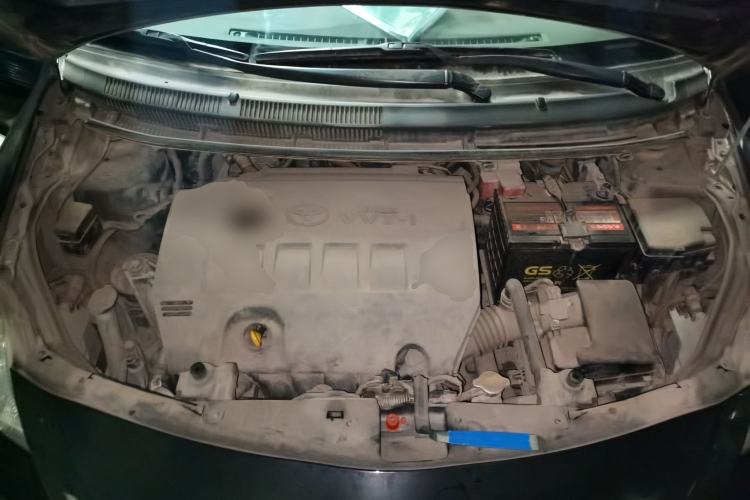 Used Toyota Vios 2011 1.6L GL-i Sunroof Edition MT Engine Bay