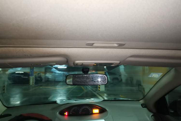 Used Toyota Vios 2011 1.6L GL-i Sunroof Edition MT Headliner