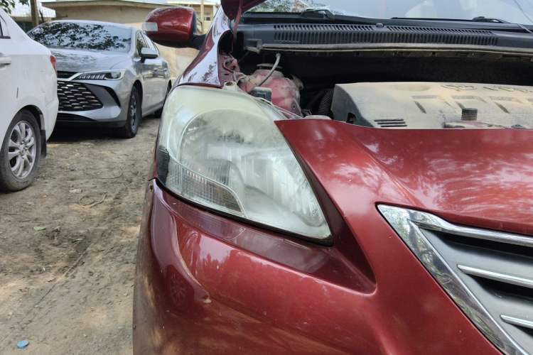 Used Toyota Vios 2011 1.6L GL-i Sunroof Version AT Right Front Headlight
