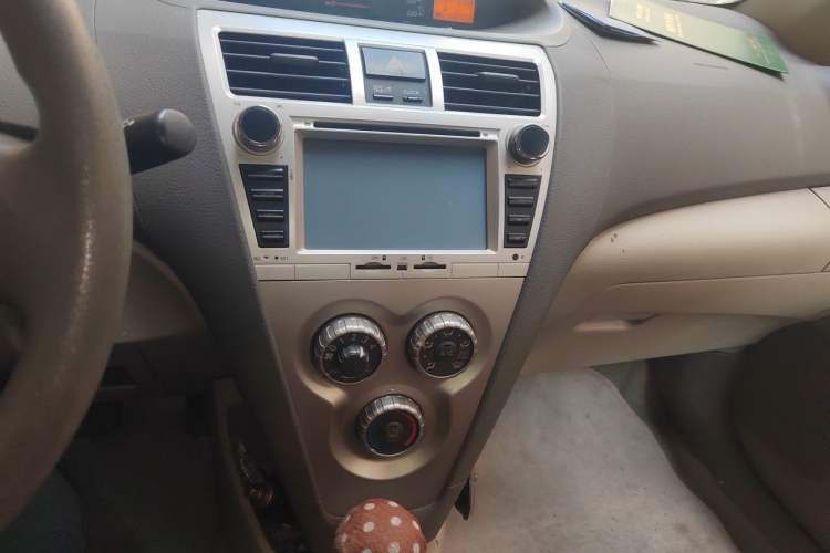 Used Toyota Vios 2011 1.6L GL-i Sunroof Version AT Audio And AC Panel