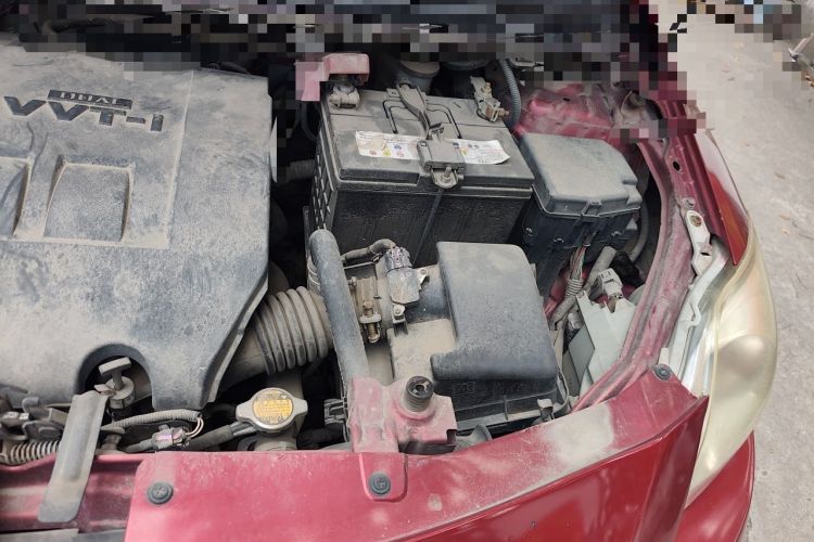 Used Toyota Vios 2011 1.6L GL-i Sunroof Version AT Engine Bay Left
