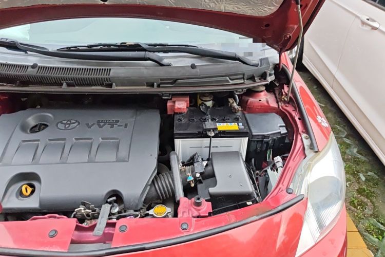 Used Toyota Vios 2011 1.6L GL-i Sunroof Version AT Engine Bay Left