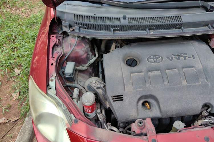 Used Toyota Vios 2011 1.6L GL-i Sunroof Version AT Engine Bay Right