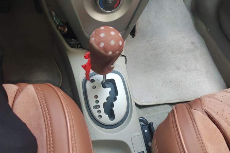 Used Toyota Vios 2011 1.6L GL-i Sunroof Version AT Gear Lever