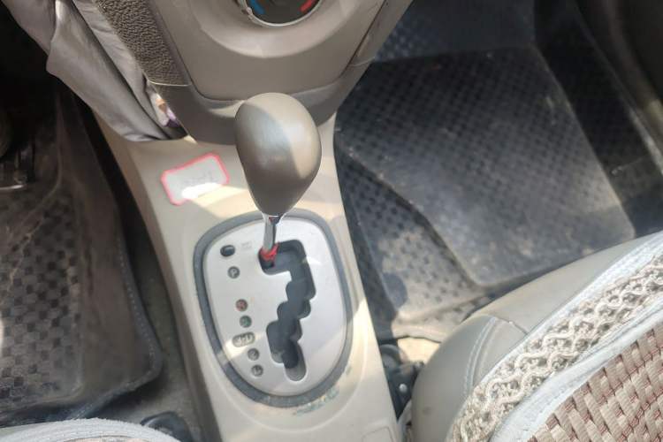 Used Toyota Vios 2011 1.6L GL-i Sunroof Version AT Gear Lever