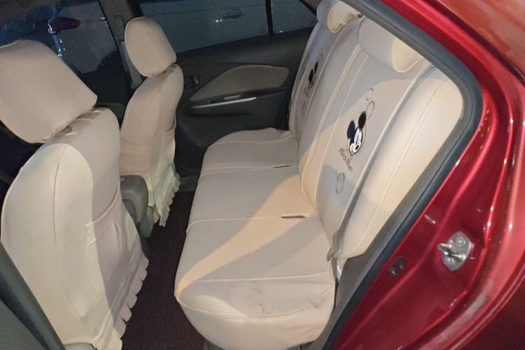Used Toyota Vios 2011 1.6L GL-i Sunroof Version AT Interior 4
