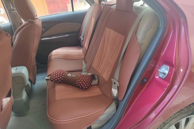 Used Toyota Vios 2011 1.6L GL-i Sunroof Version AT Left Rear Seat