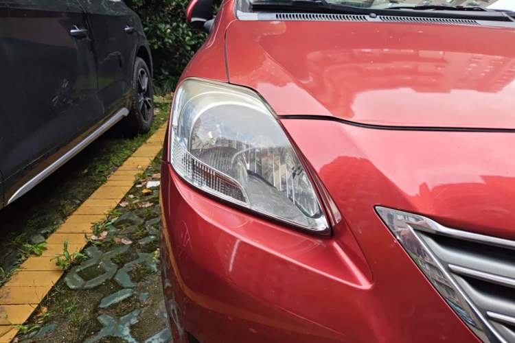 Used Toyota Vios 2011 1.6L GL-i Sunroof Version AT Right Front Headlight