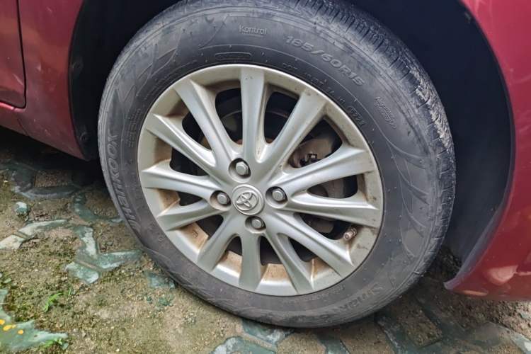 Used Toyota Vios 2011 1.6L GL-i Sunroof Version AT Right Front Wheel Hub