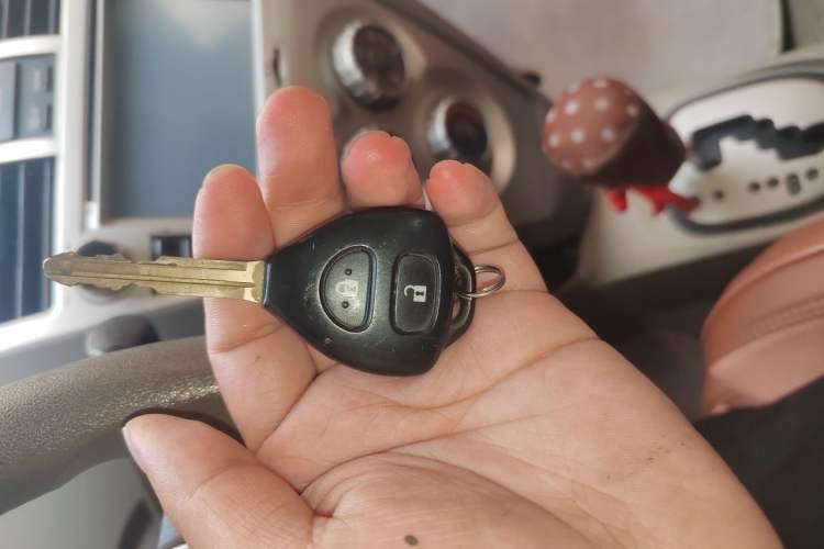 Used Toyota Vios 2011 1.6L GL-i Sunroof Version AT Vehicle Key