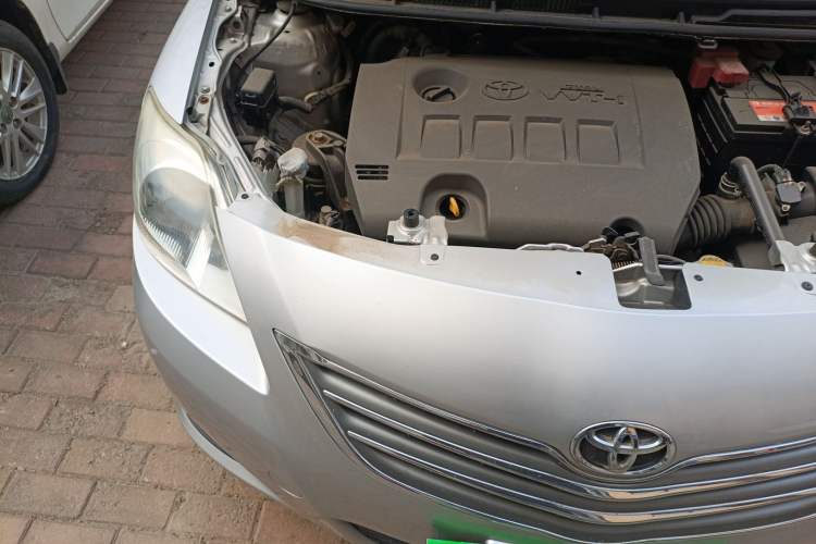 Used Toyota Vios 2011 1.6L GL-i Sunroof Version AT Engine Bay Right