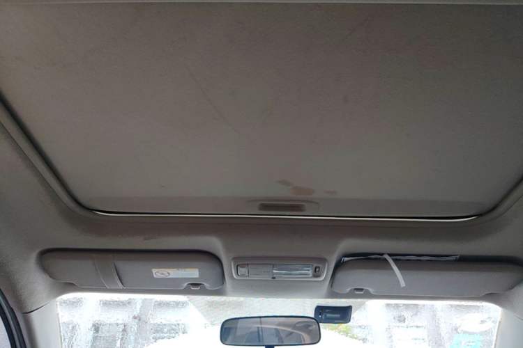 Used Toyota Vios 2011 1.6L GL-i Sunroof Version AT Headliner