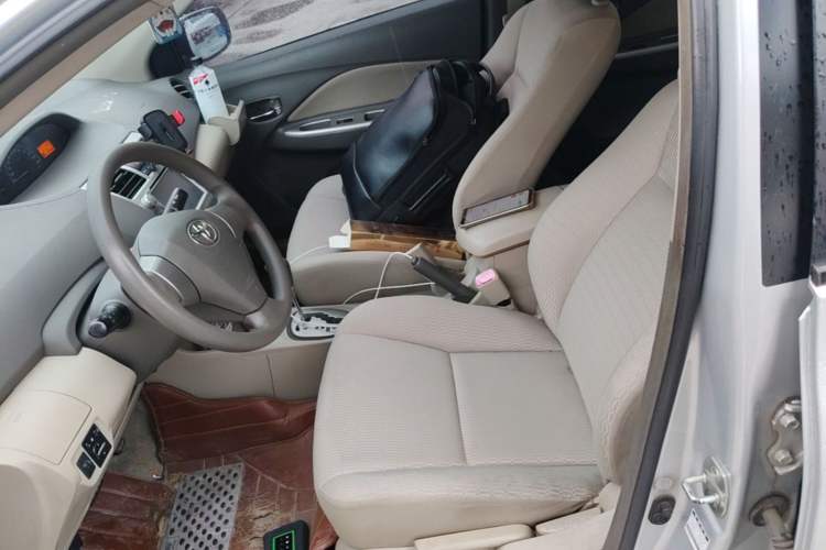 Used Toyota Vios 2011 1.6L GL-i Sunroof Version AT Left Front Seat