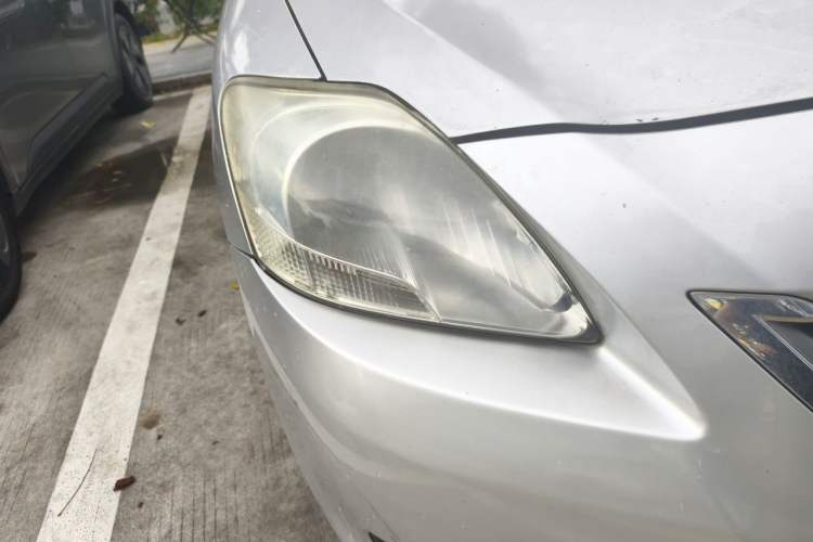 Used Toyota Vios 2011 1.6L GL-i Sunroof Version AT Right Front Headlight