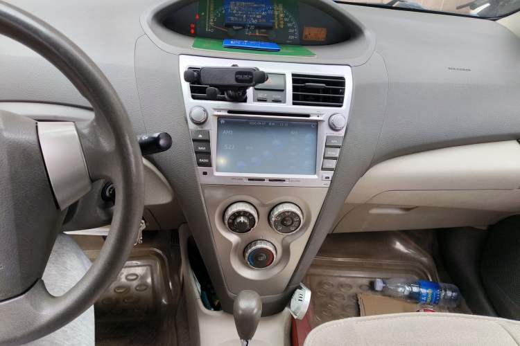 Used Toyota Vios 2011 1.6L GL-i Sunroof Version AT Audio And AC Panel