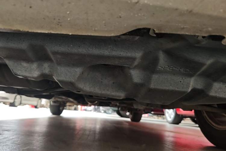 Used Toyota Vios 2011 1.6L GL-i Sunroof Version AT Chassis Front